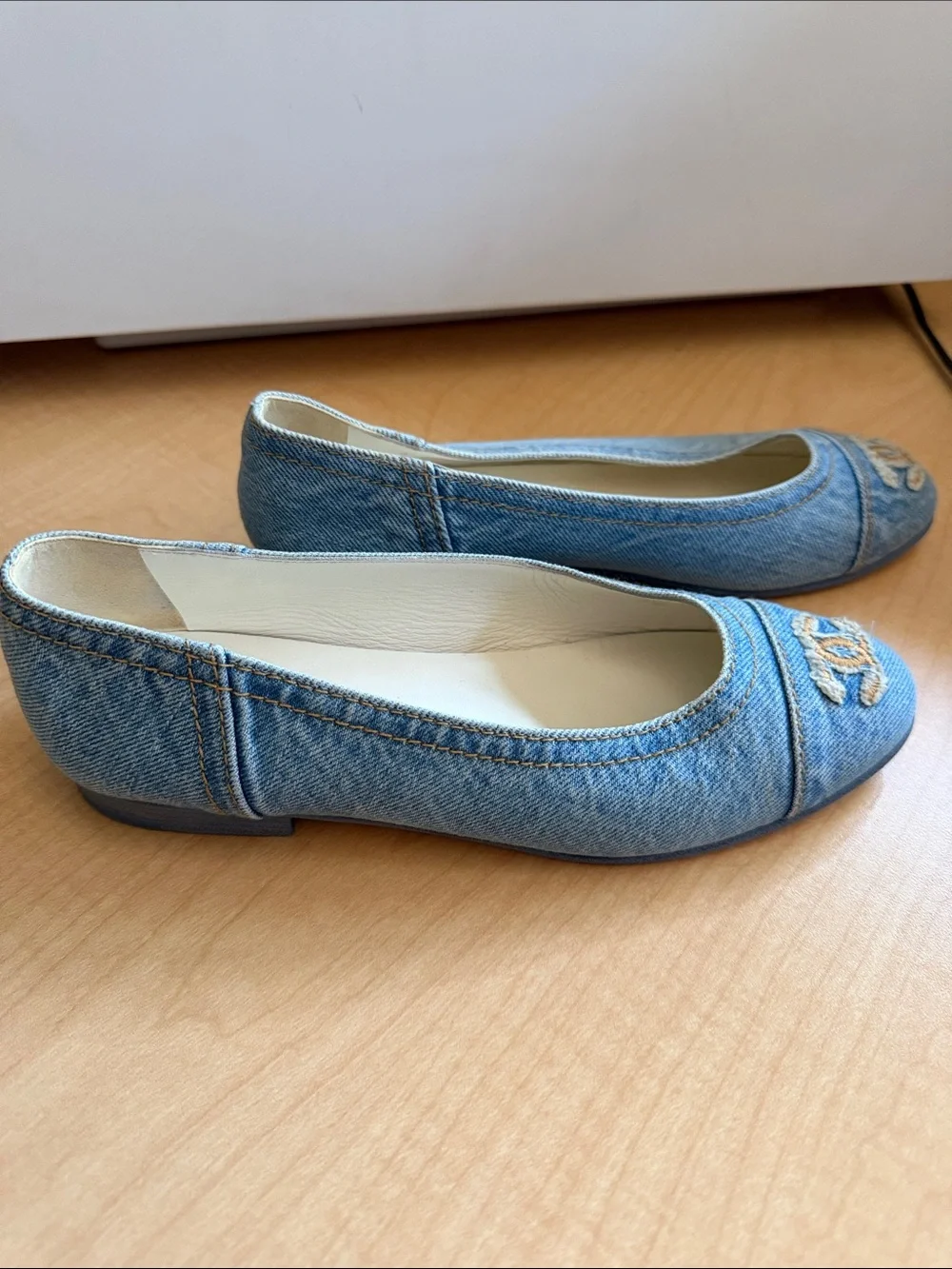 CHANEL Light Blue Denim CC Logo Ballerina Flats